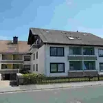 公寓 Gemuetliche 4-sterne-wohnung In By Interhome *